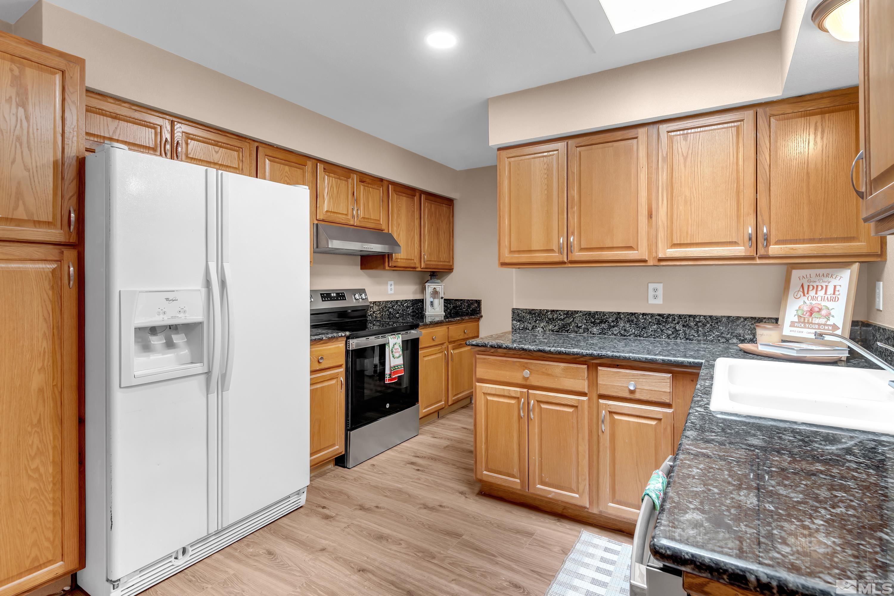 6605 Peppermint Drive Reno, NV 89506 - Photo 4 of 34 Photo 4