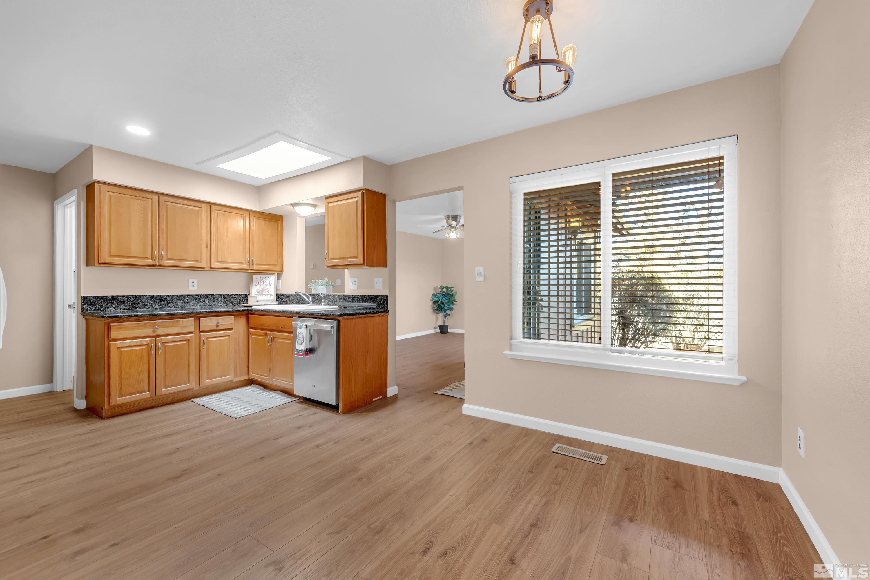6605 Peppermint Drive Reno, NV 89506 - Photo 6 of 34 Photo 6