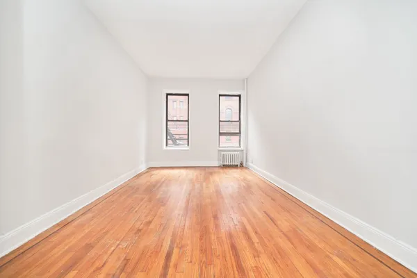 $2,800 | 331 West 43rd Street, Unit 5B | Hell's Kitchen