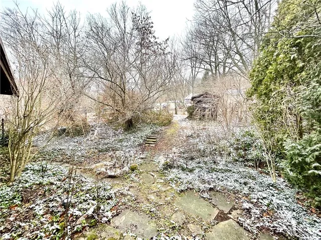 $295,900 | 107 Rockwell Drive, Jeannette, PA 15644