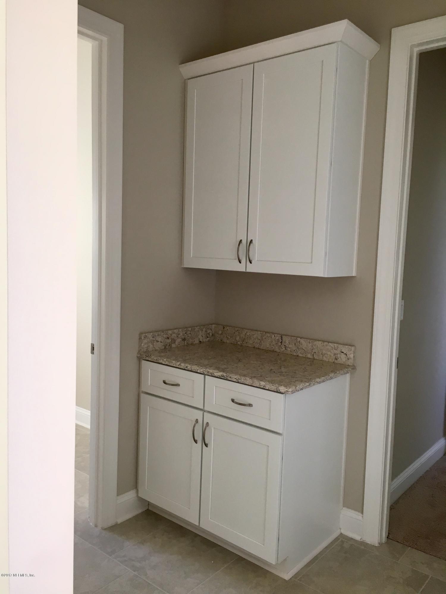 332 Rambling Water Run St. Johns, FL 32259 - Photo 21 of 36 Owner's Entry 'Drop Station"