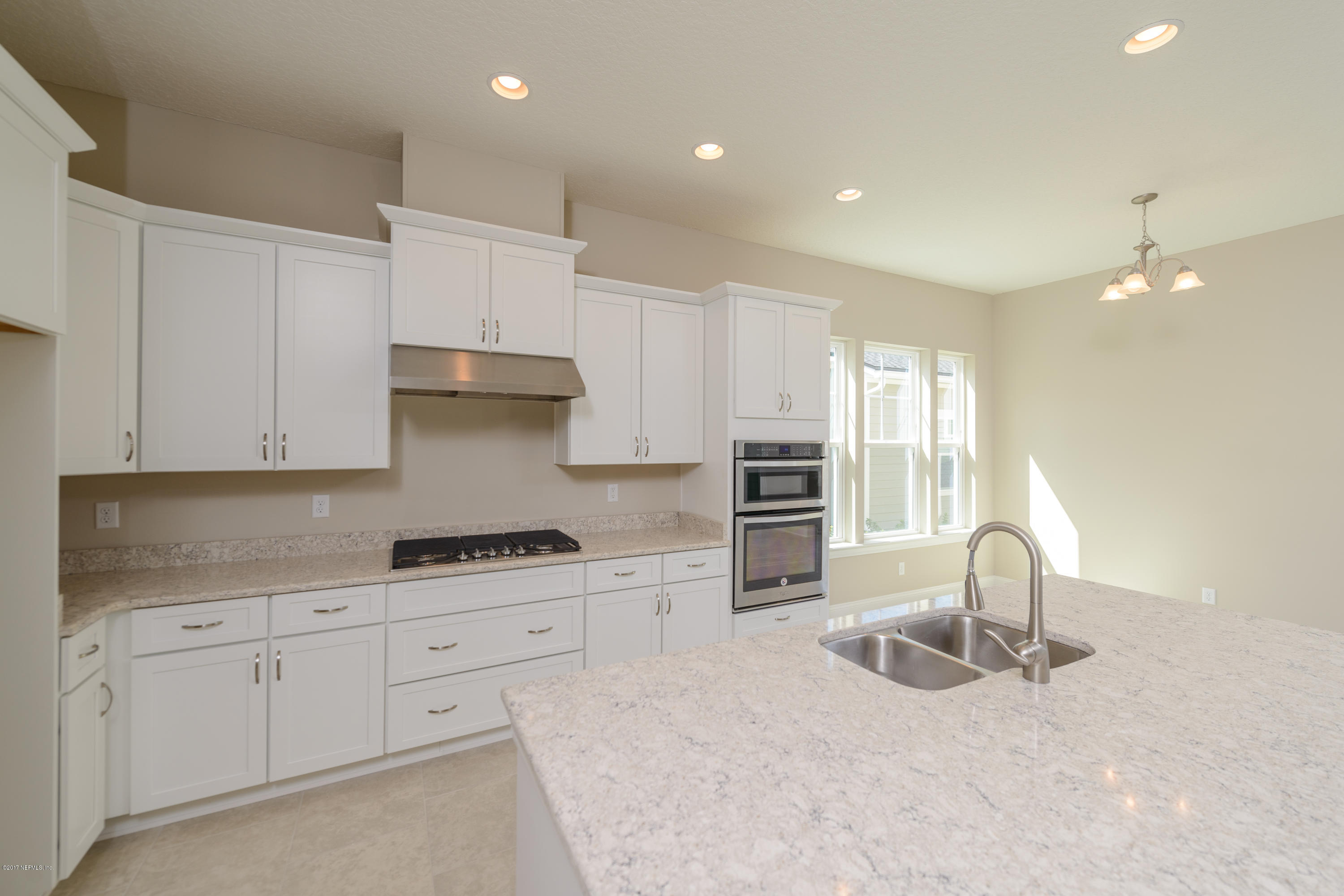 332 Rambling Water Run St. Johns, FL 32259 - Photo 4 of 36 Kitchen