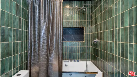 $709,000 | 14104 Chapparel Lane, Van Nuys, CA 91405