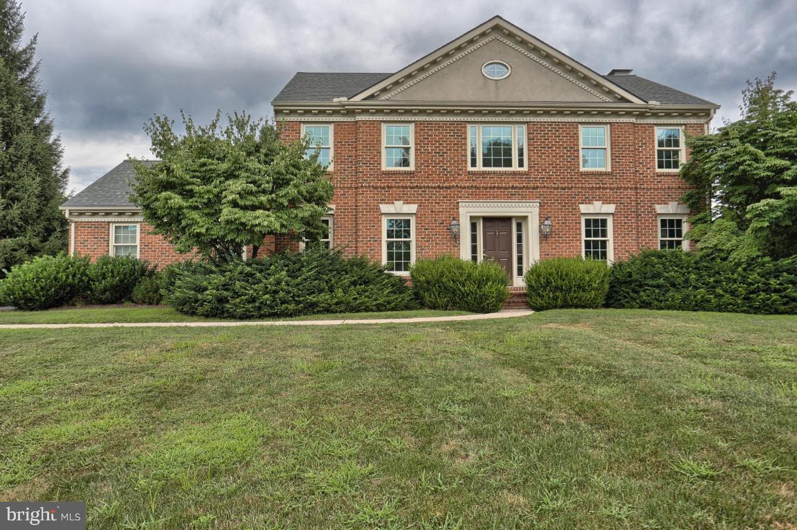 292 Buckfield Drive Lititz, PA 17543 - Photo 1 of 25