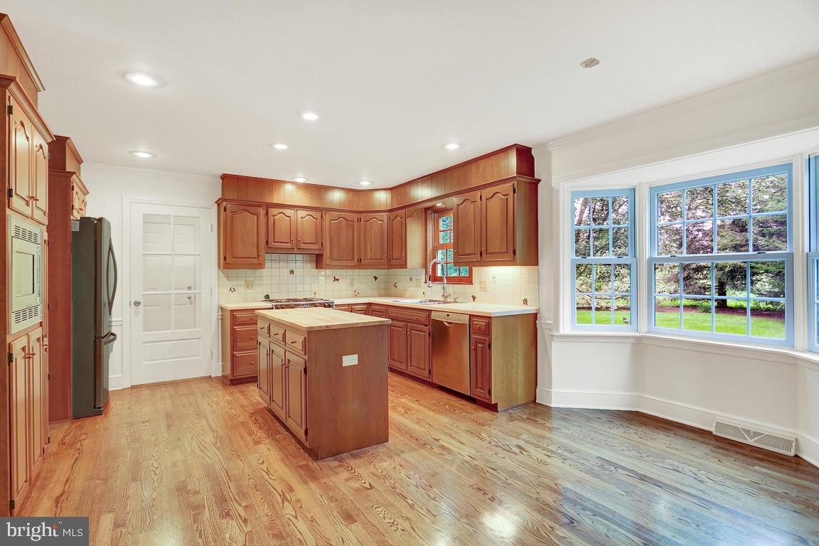 292 Buckfield Drive Lititz, PA 17543 - Photo 14 of 25