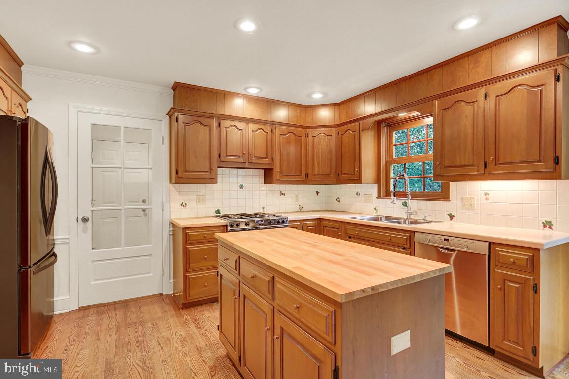 292 Buckfield Drive Lititz, PA 17543 - Photo 15 of 25