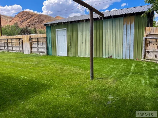 $187,000 | 800 Main Street, Challis, ID 83226