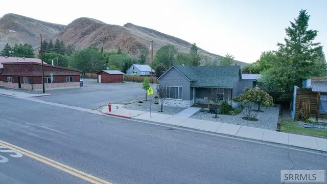 $187,000 | 800 Main Street, Challis, ID 83226