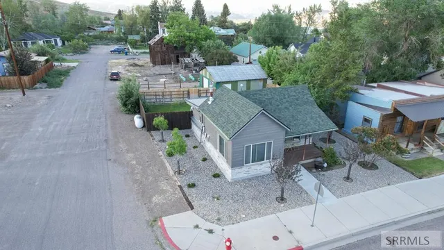 $187,000 | 800 Main Street, Challis, ID 83226