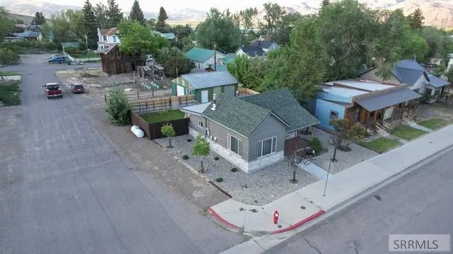 $187,000 | 800 Main Street, Challis, ID 83226