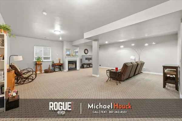 $610,000 | 6160 Coronado Drive, Casper, WY 82609