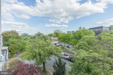 $749,900 | 1332 G Street Southeast, Unit 2, Washington, DC 20003