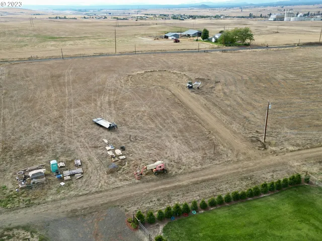 a view of a lake view