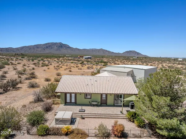 $585,000 | 48023 North 518th Avenue, Aguila, AZ 85320