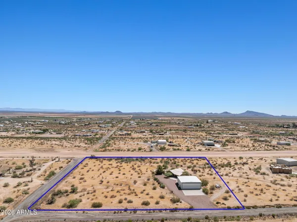 $585,000 | 48023 North 518th Avenue, Aguila, AZ 85320