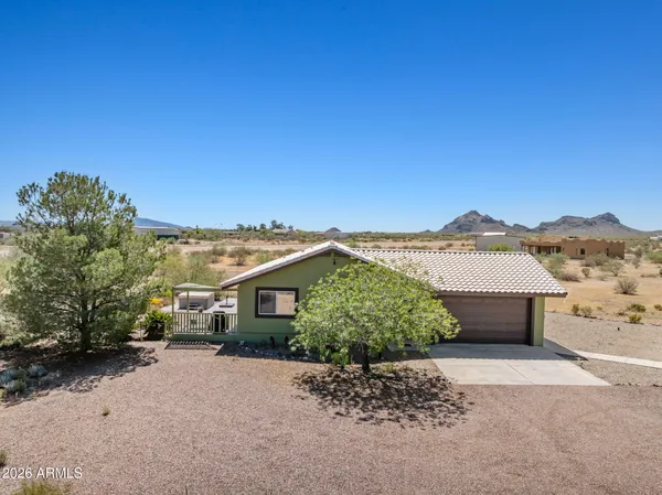 $585,000 | 48023 North 518th Avenue, Aguila, AZ 85320