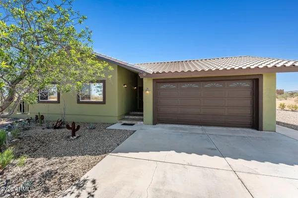 $585,000 | 48023 North 518th Avenue, Aguila, AZ 85320