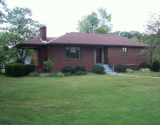 2297 Rochester Road Franklin Park, PA 15237 - Photo 1 of 8 Exterior Front.