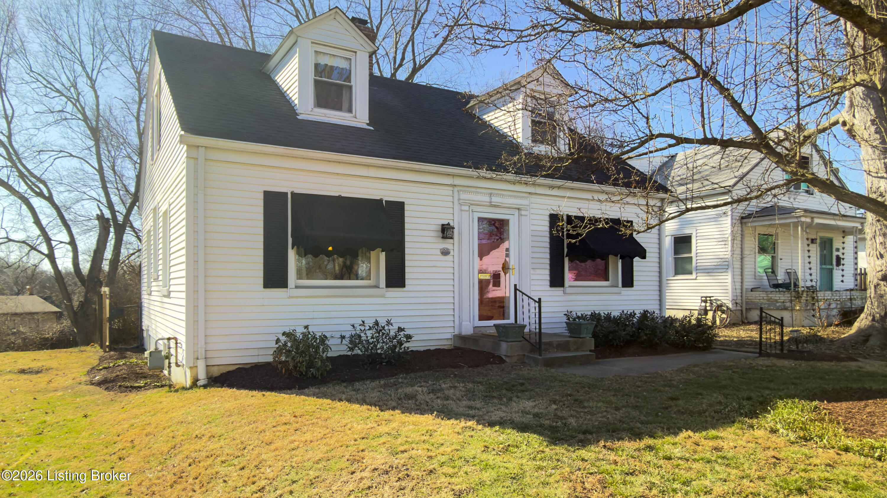 606 Edna Road-101