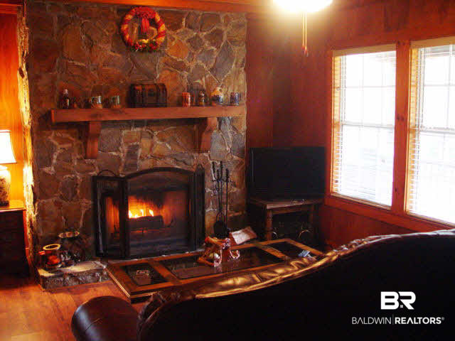 16981 Ferry Road Fairhope, AL 36532 - Photo 5 of 32 Living room