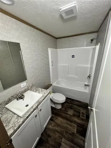 $72,000 | 206 Iron Furnace Road, East Brady, PA 16028