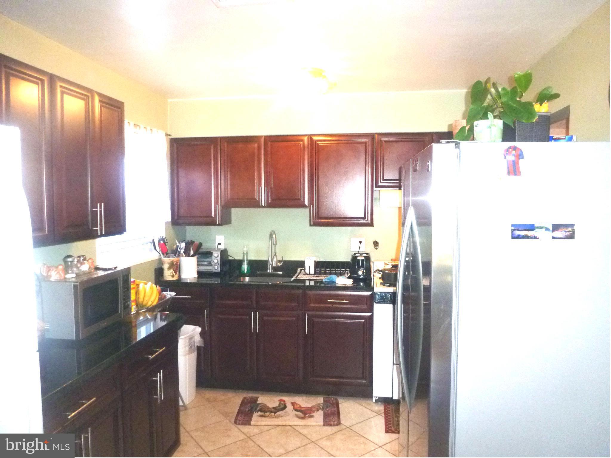 12610 Denley Road Silver Spring, MD 20906 - Photo 2 of 20 Kitchen1