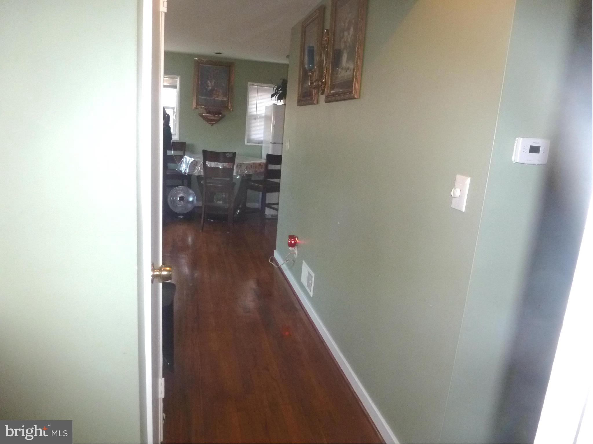 12610 Denley Road Silver Spring, MD 20906 - Photo 16 of 20 Interior (General)whole way