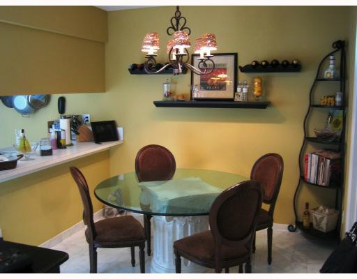 8529 Boca Rio Drive, Unit 8529 Boca Raton, FL 33433 - Photo 8 of 16 Dining Room