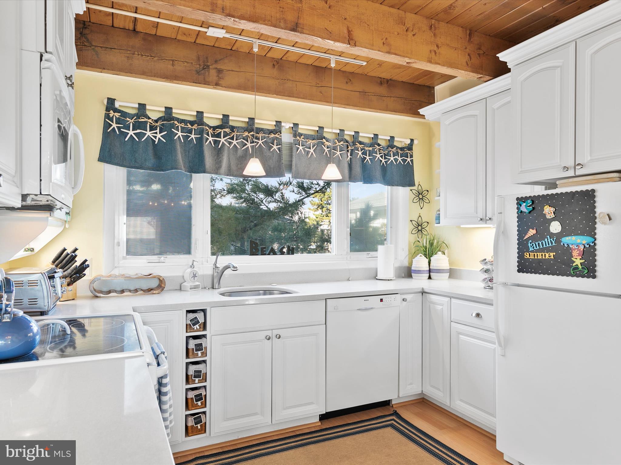 29174 Ocean Road, Unit 101 Bethany Beach, DE 19930 - Photo 10 of 48 29174 OCEAN #101