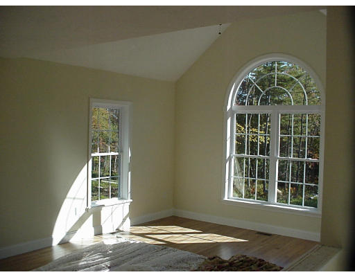 511 Oakham Road Barre, MA 01005 - Photo 10 of 12