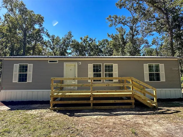 $218,900 | 172 Southwest Trenton Terrace, Fort White, FL 32038