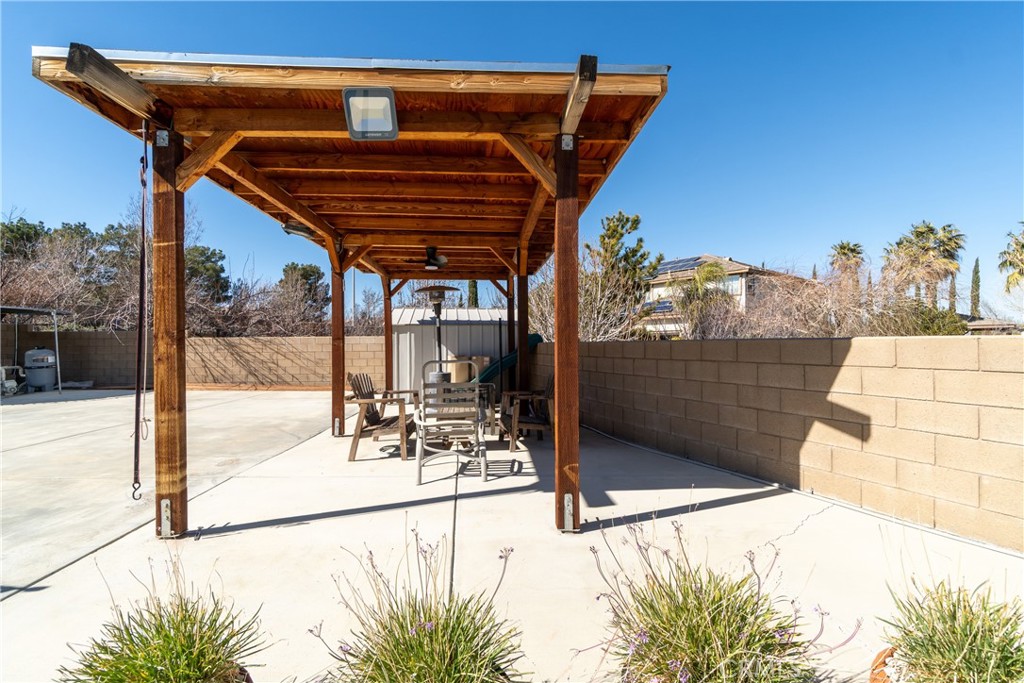 40947 Ridgegate Lane Palmdale, CA 93551 - Photo 48 of 57