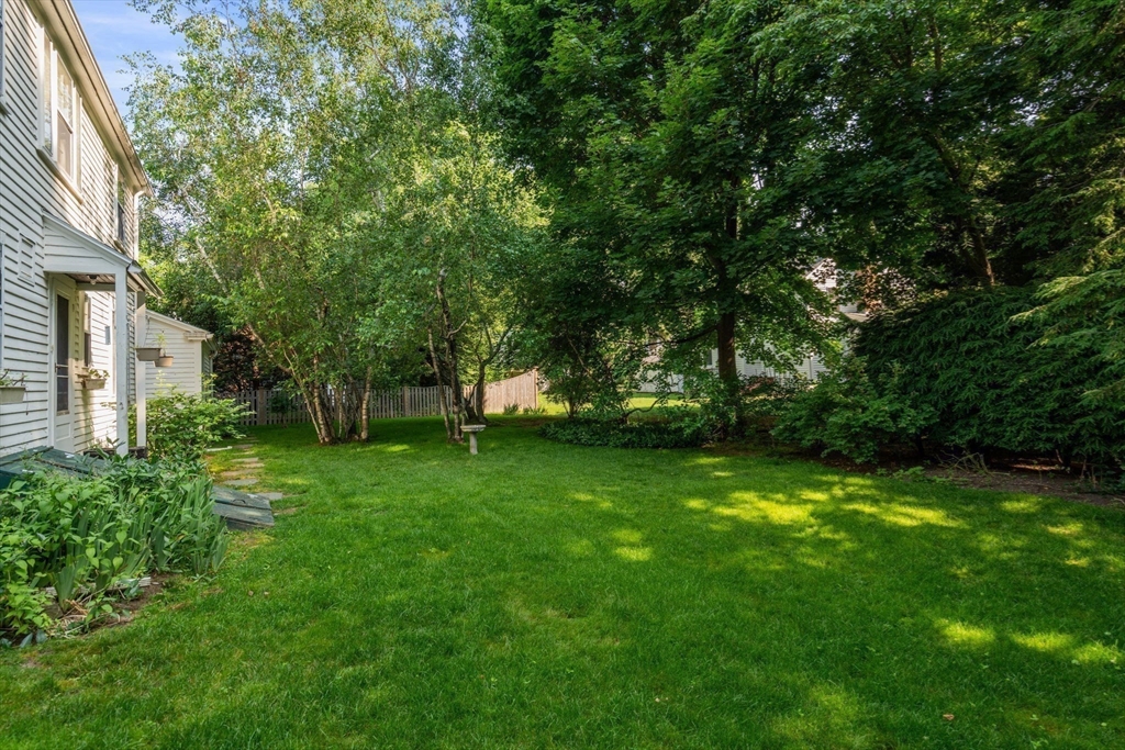 10 Wilde Road Wellesley, MA 02481 - Photo 26 of 30