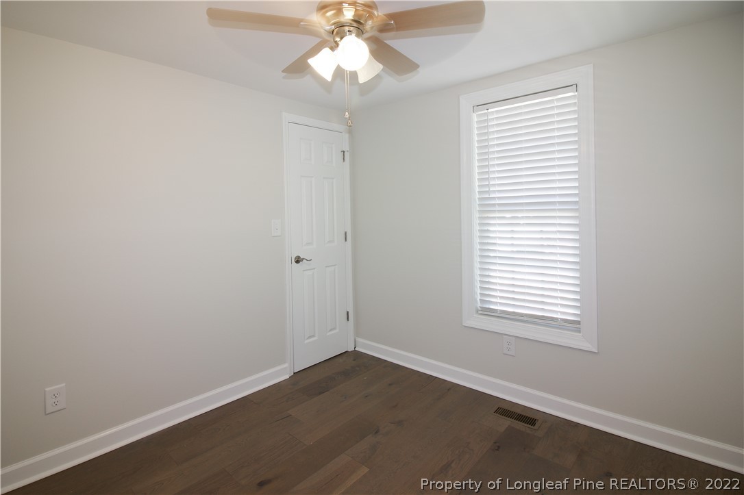 631 Midway Road Aberdeen, NC 28315 - Photo 10 of 44 Gallery Image 10