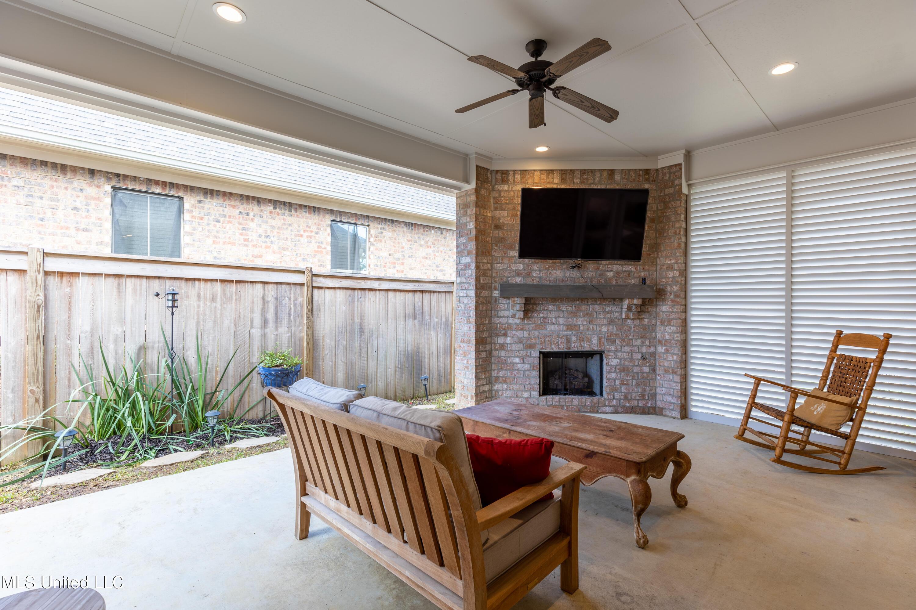37 Enclave Circle Ridgeland, MS 39157 - Photo 32 of 37 FI6A1087-HDR