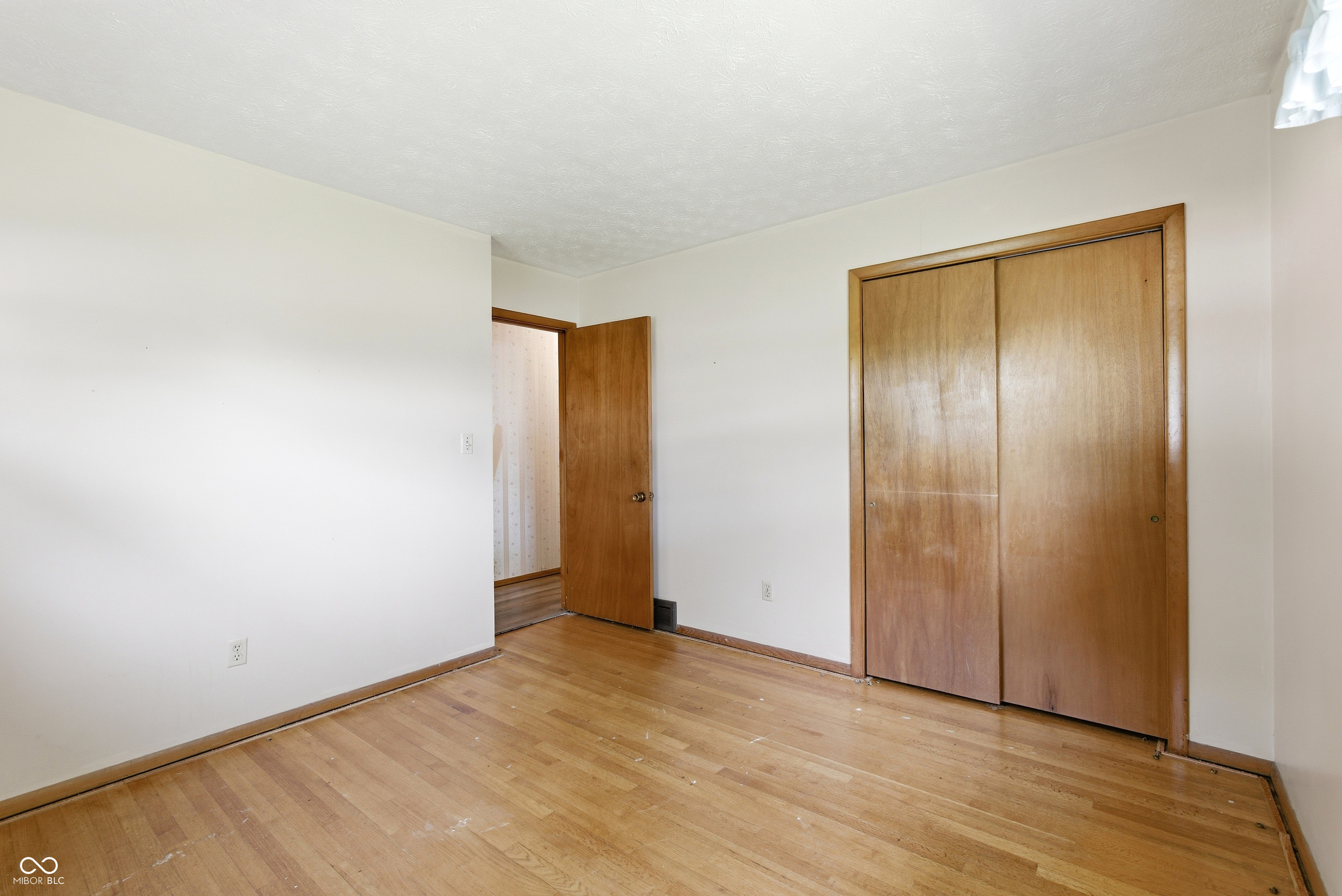 6545 Mendenhall Road Indianapolis, IN 46221 - Photo 17 of 39 Gallery Image 17