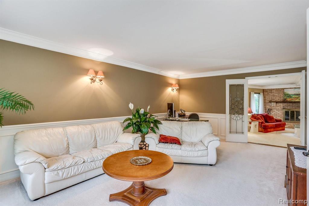 1793 North Kilburn Road Rochester Hills, MI 48306 - Photo 5 of 25