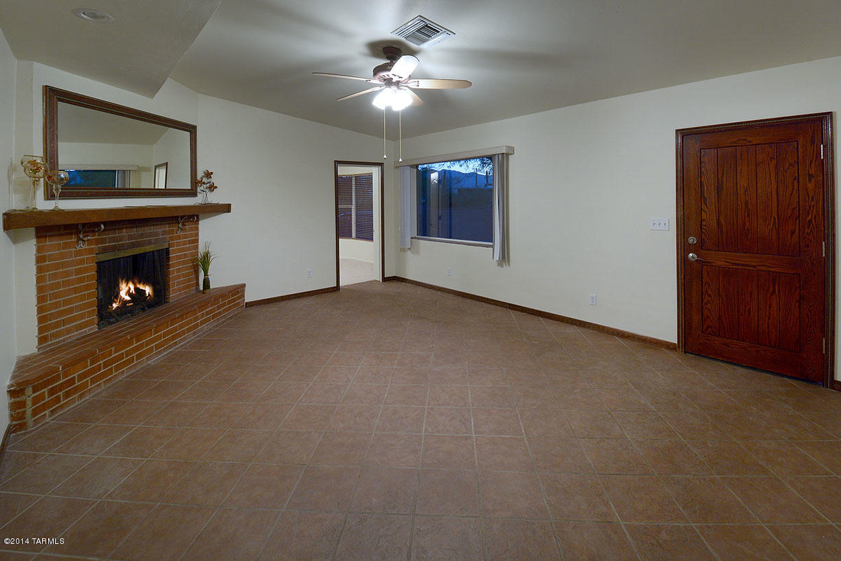 1639 North Old Ranch Road Tucson, AZ 85745 - Photo 5 of 32