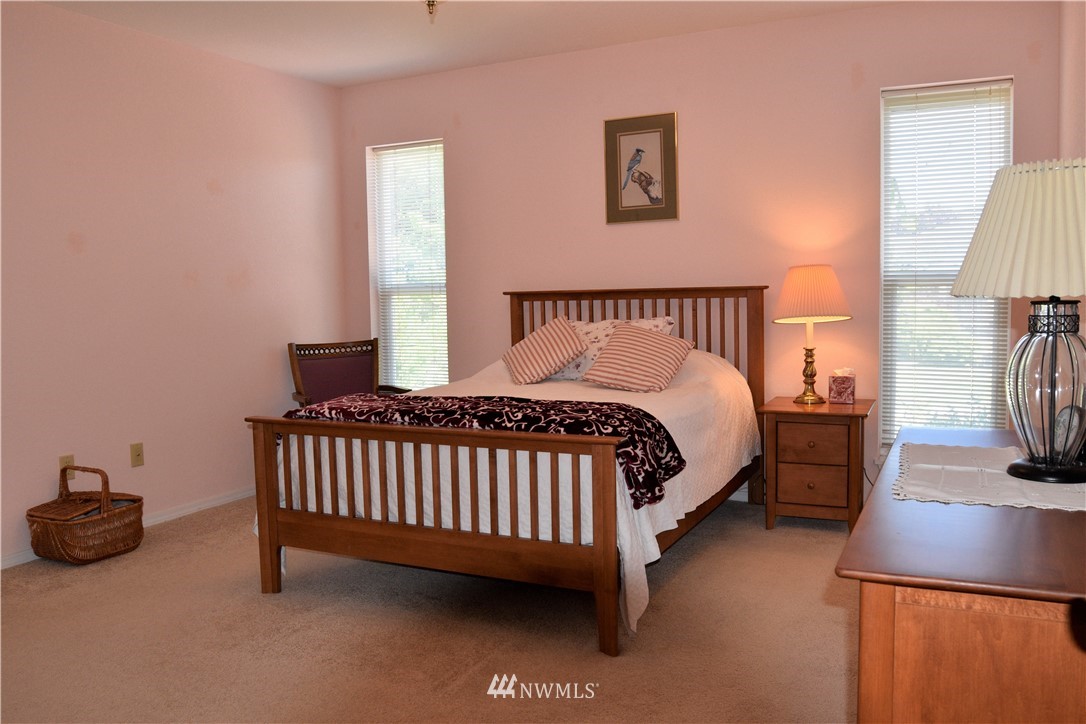 52 Jesslyn Lane Sequim, WA 98382 - Photo 9 of 24 Gallery Image 9