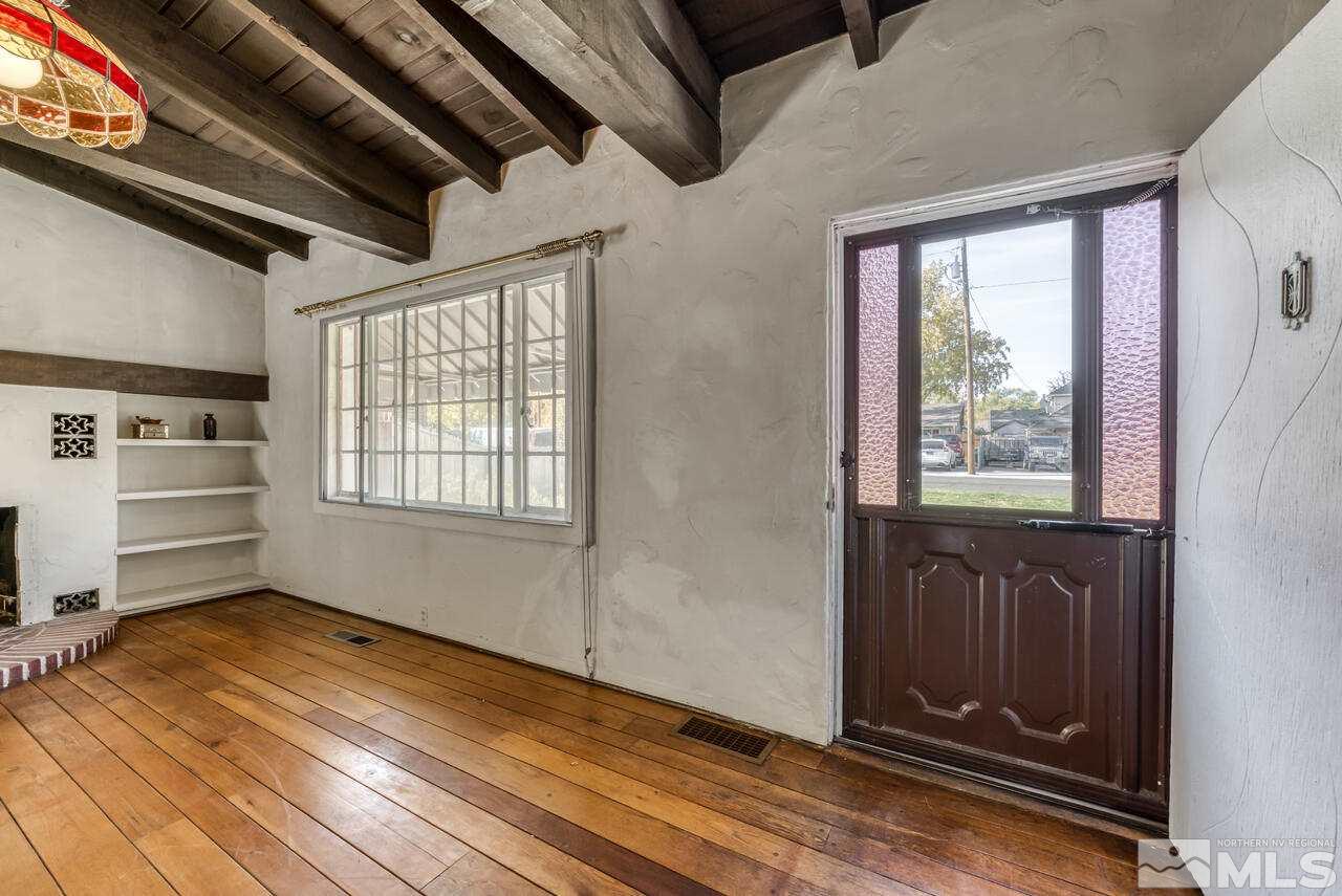 160 Circle Drive Reno, NV 89509 - Photo 2 of 25 a view of an empty room with a window