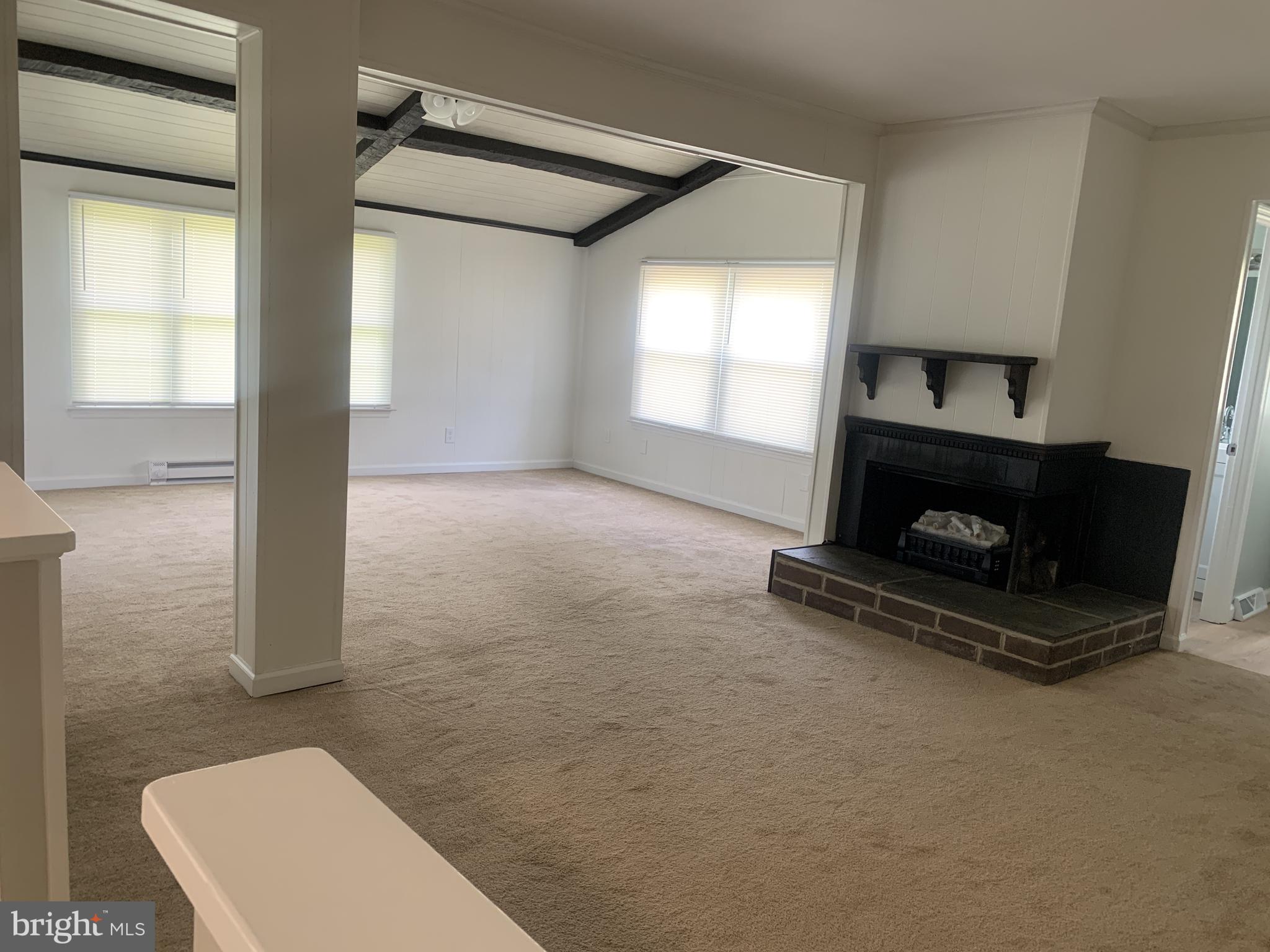 517 Garrick Road Hockessin, DE 19707 - Photo 20 of 45 Family room that opens on to addition