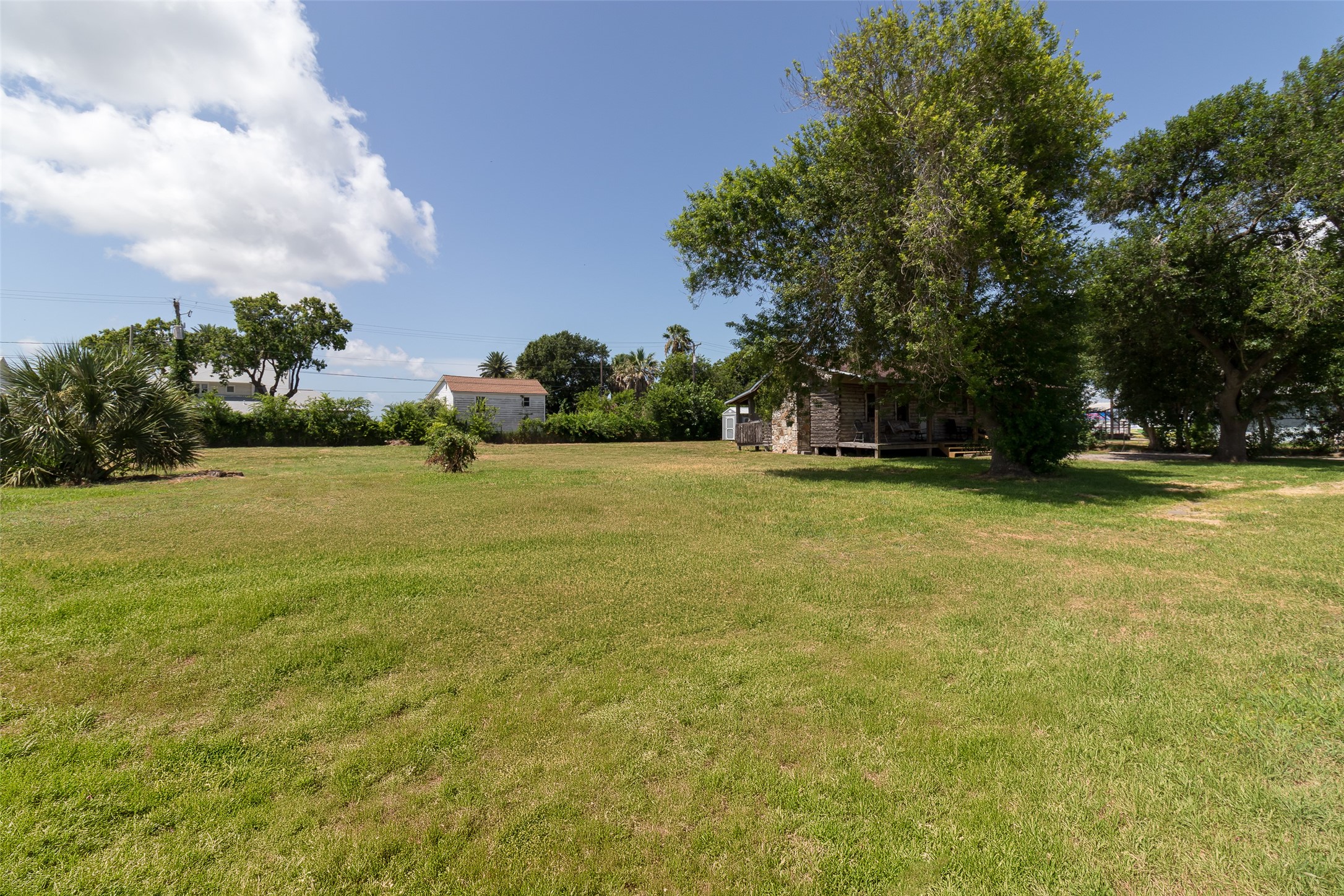 511 Commerce Street Palacios, TX 77465 - Photo 27 of 40 Extra Lot