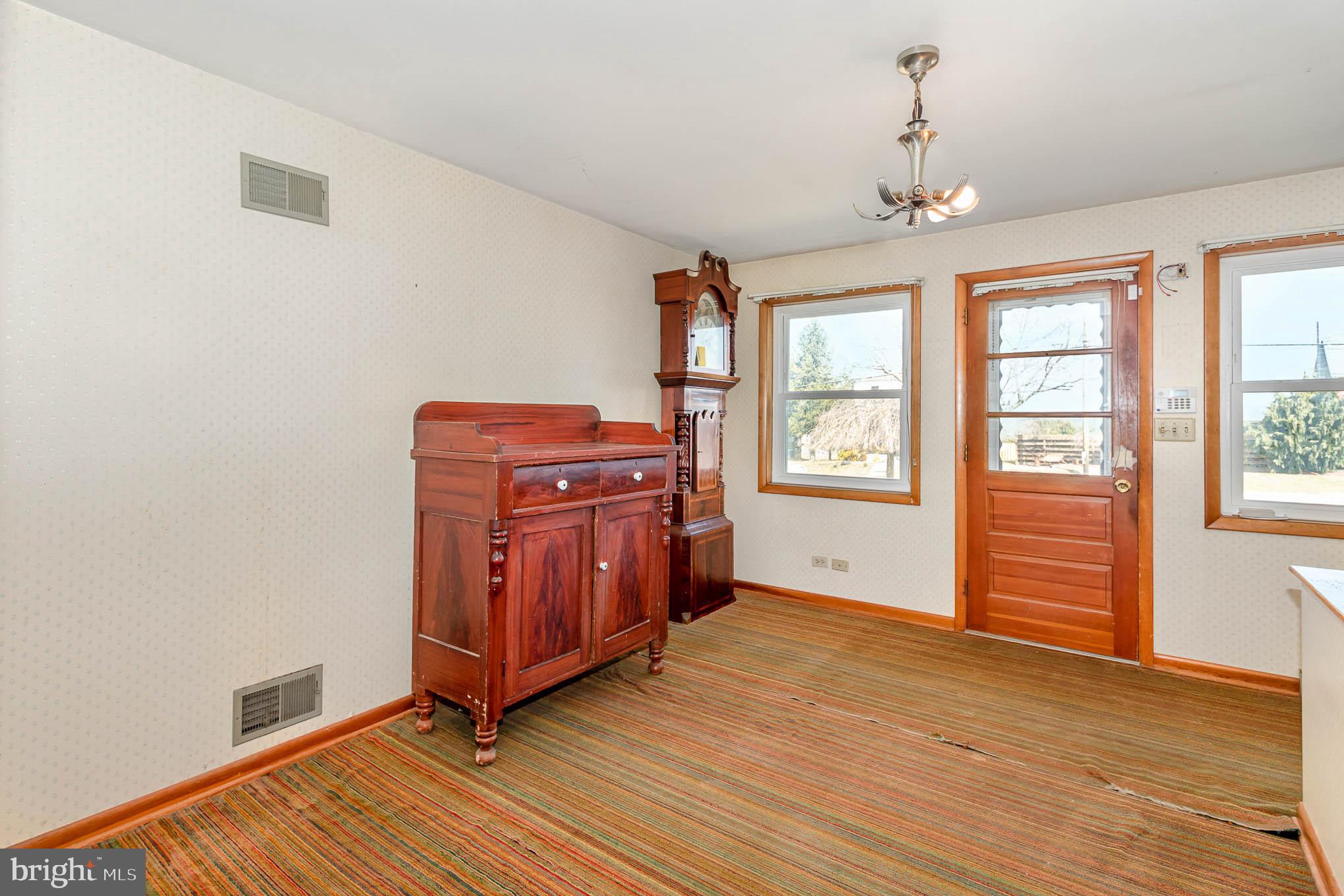 571 Blooming Grove Road Hanover, PA 17331 - Photo 10 of 24