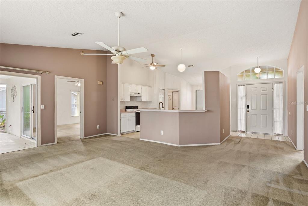 9207 Spring Hill Drive Spring Hill, FL 34608 - Photo 3 of 29