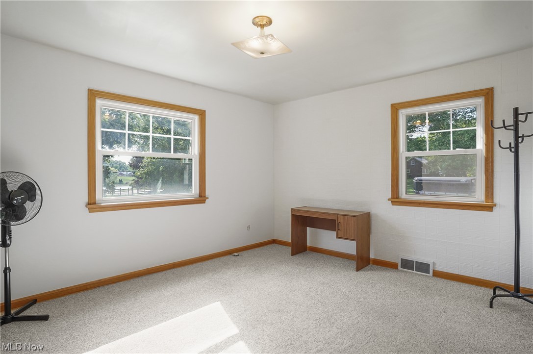 2073 Canton Road Akron, OH 44312 - Photo 13 of 21