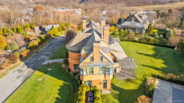 a view of a swimming pool