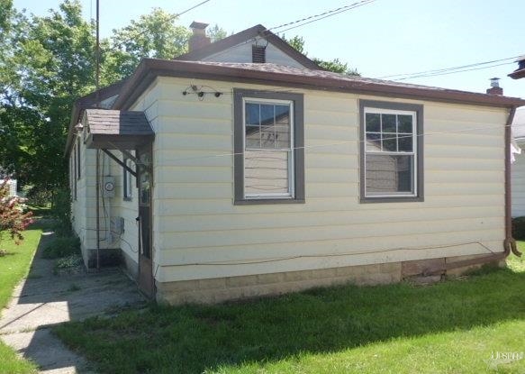 1025 Central Avenue Decatur, IN 46733 - Photo 12 of 13