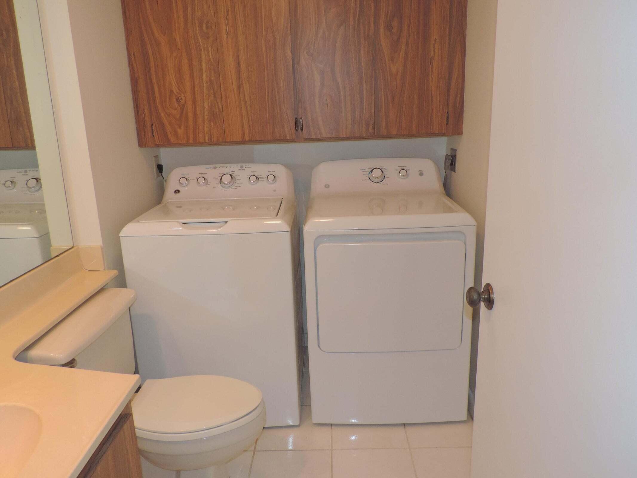 1501 15th Court Jupiter, FL 33477 - Photo 17 of 22 Washer and Dryer