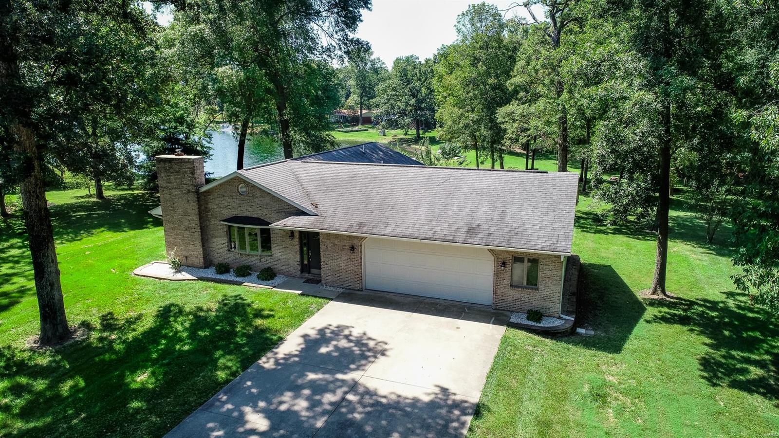 516 Gilmore Lake Road Columbia, IL 62236 - Photo 2 of 35 Gallery Image 2