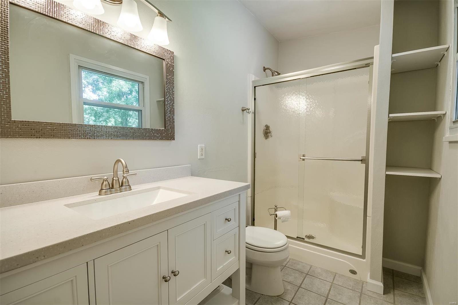 516 Gilmore Lake Road Columbia, IL 62236 - Photo 14 of 35 Gallery Image 14